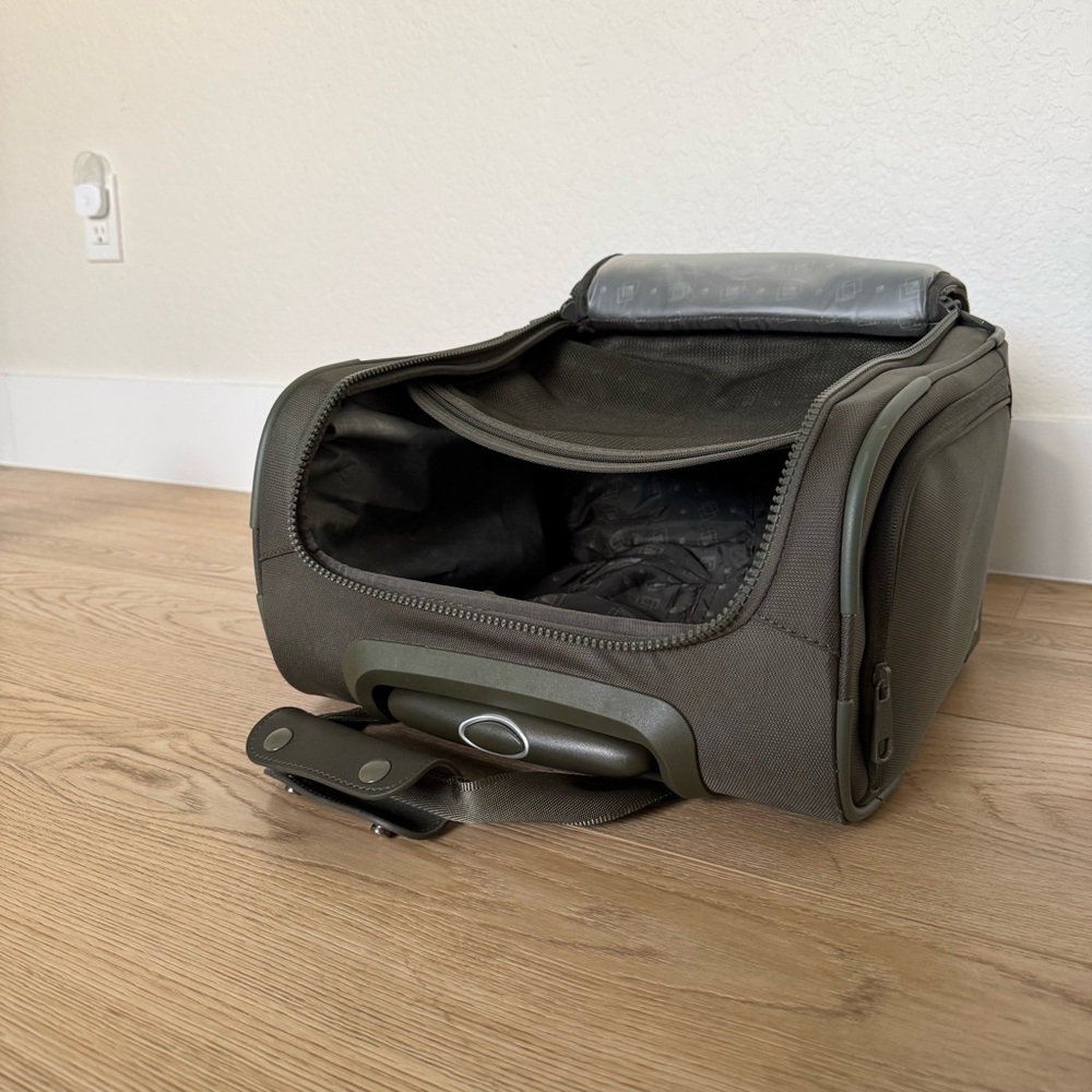 Calpak Olive Green Luggage - Picture 4 of 6